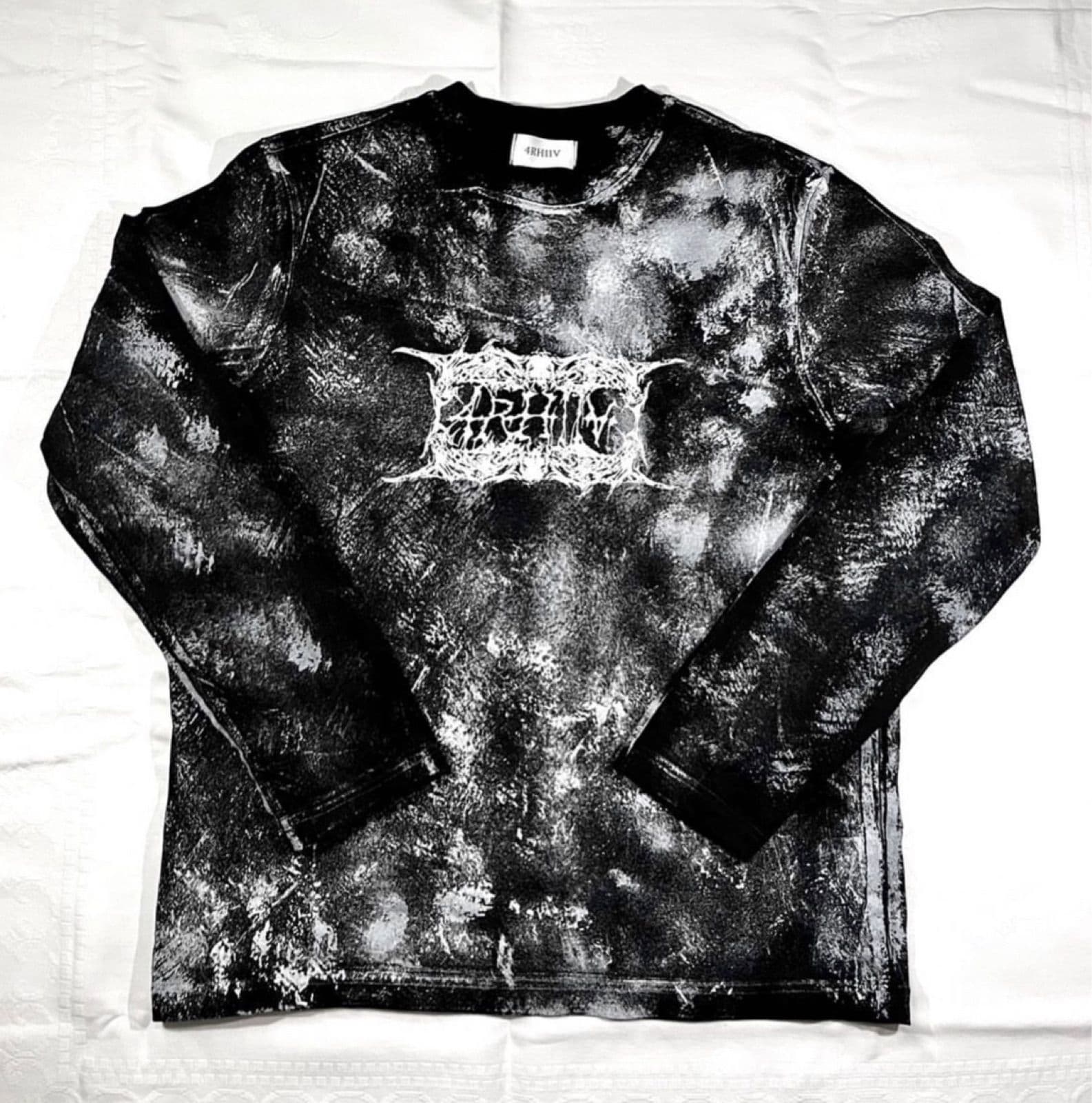 PAINTED LONGSLEEVE